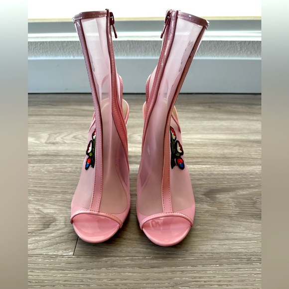 Vintage PINK EMBROIDERED MESH HEELS - Picture 4 of 7